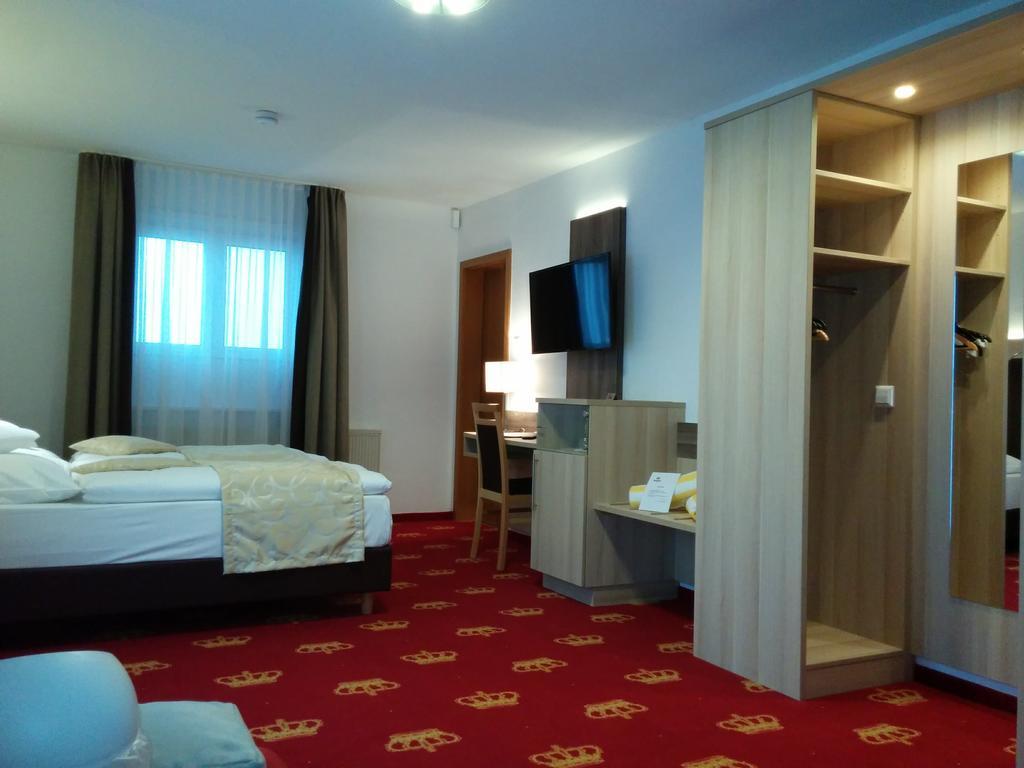 Wellness Hotel Garni Krone Baiersbronn Dış mekan fotoğraf